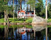 LAKE NISSNGEN-Lake front, Lake view, Boat & Private Beach,Sauna, Fishing, Quiet