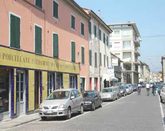 Lgenhet med terrass precis utanfr stadsmuren i Lucca