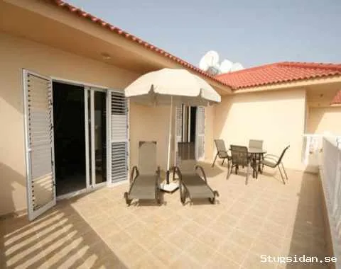 Yksi makuuhuoneen kattohuoneisto Nissin rannalla, Ayia Napa - WIFI, merinäköala