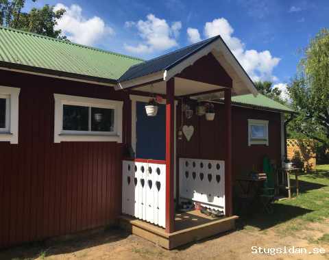 Mysig stuga att hyra - mitt i Sörmland nära sjön
