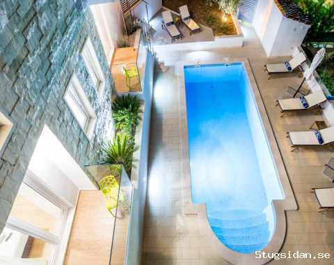 Villa Blanka for 12 Bol Zlatni rat beach