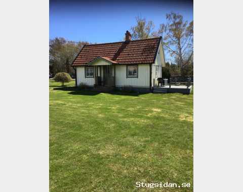 Stuga på Tjurkö nära vattnet