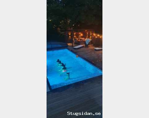 Centralt läge i Älvsjö med pool
