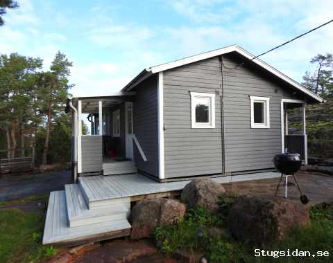 Naturnära boende vid havet på Åland bra fiske.