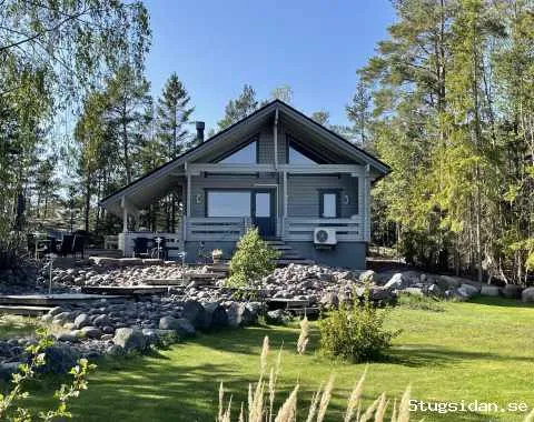 Stockstuga vid havet på Åland