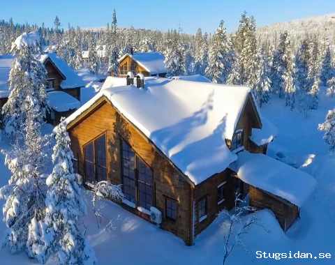 Exklusiva fjällstugor ski in/ski out i genuina Storhogna