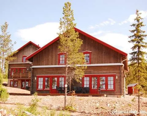 Stuga i natursköna Grönklit