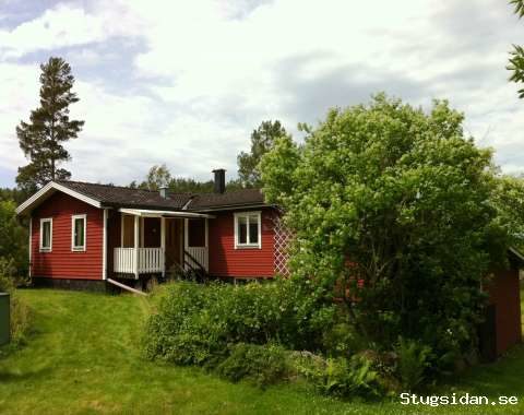 Skogsidyll i vackra omgivningar/Surround yourself with nature!