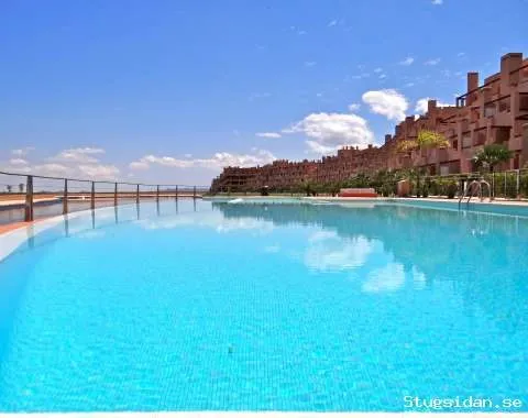 Penthouse med pool & bergsutsikt på Condado de Alhama