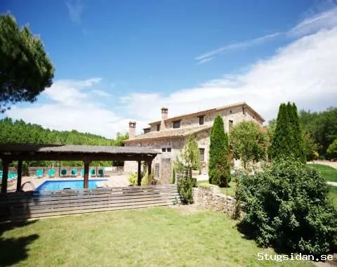 Semesterhus Costa Brava nära Barcelona 8 sovrum 32 personer