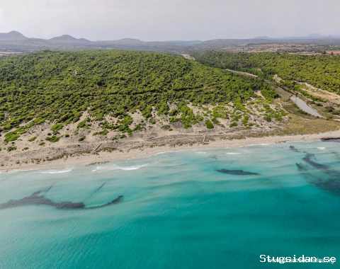 Luxuriöses Ferienhaus am Meer in der Nähe unberührten Strand