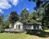 Nice house on island Ljuster very close to the sea