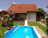 Holidayhome with pool amd kid's pool in Siofok