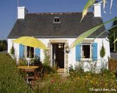 Cheap holiday in Brittany for 2 people