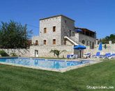 Ferienhaus und appartement 1-18 personen mit privat pool Messenien Peloponnes