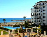 Beachfront sunny apartment/sea views