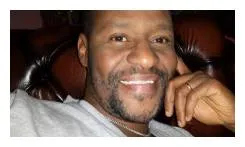 Annonsör: Bala S Jallow i Skarpnäck